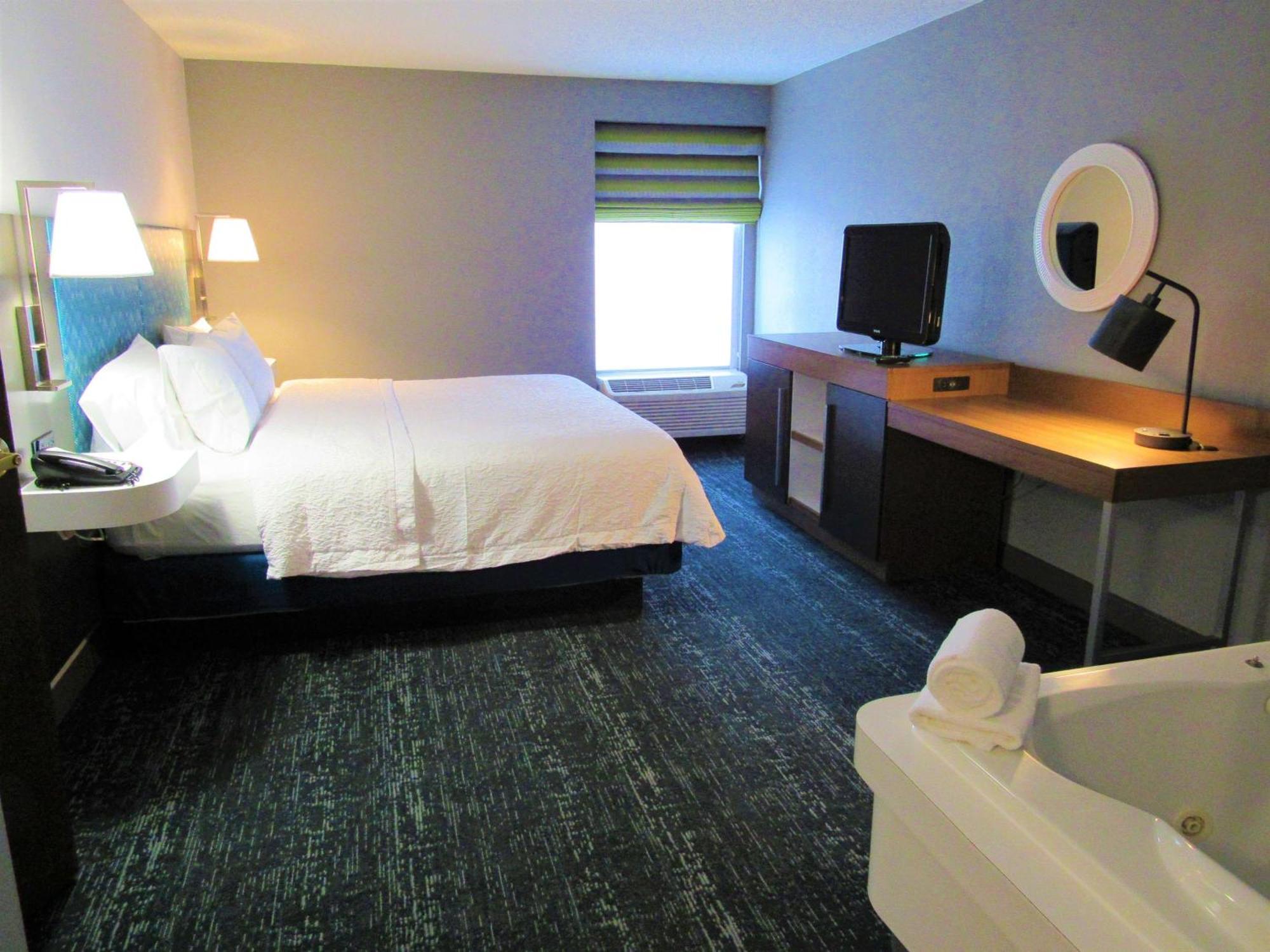 Hampton & Newtown Hotel 3*